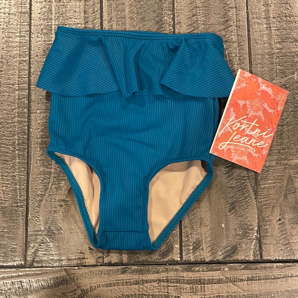 Ribbed swim bottoms